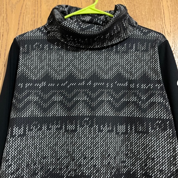 Nike PRO Women Black & White Athletic Turtleneck Shirt in Abstract Print Sz-XL - Picture 2 of 6